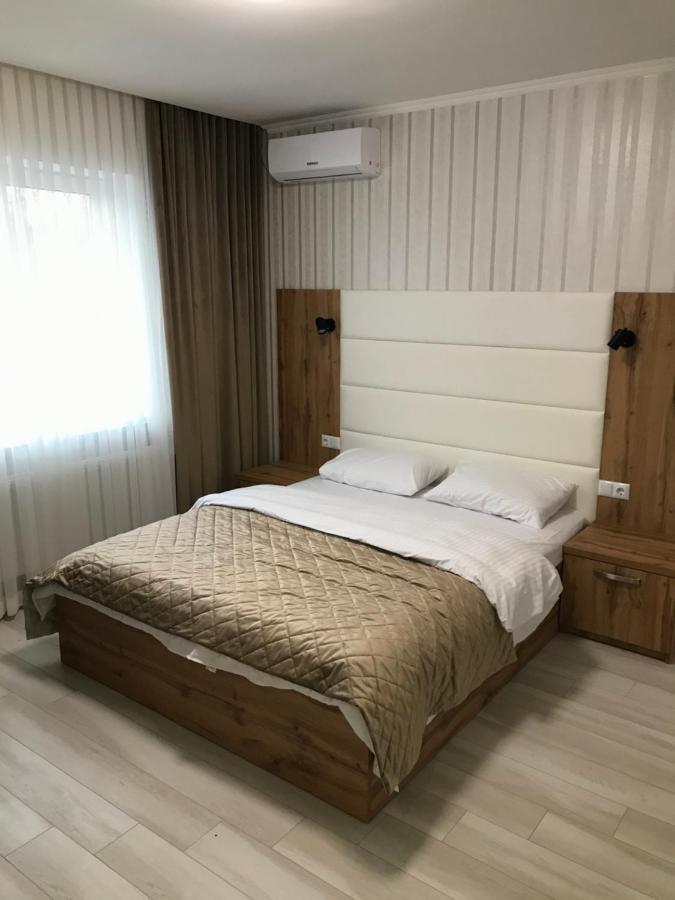 Holiday House Vinnytsia Ngoại thất bức ảnh