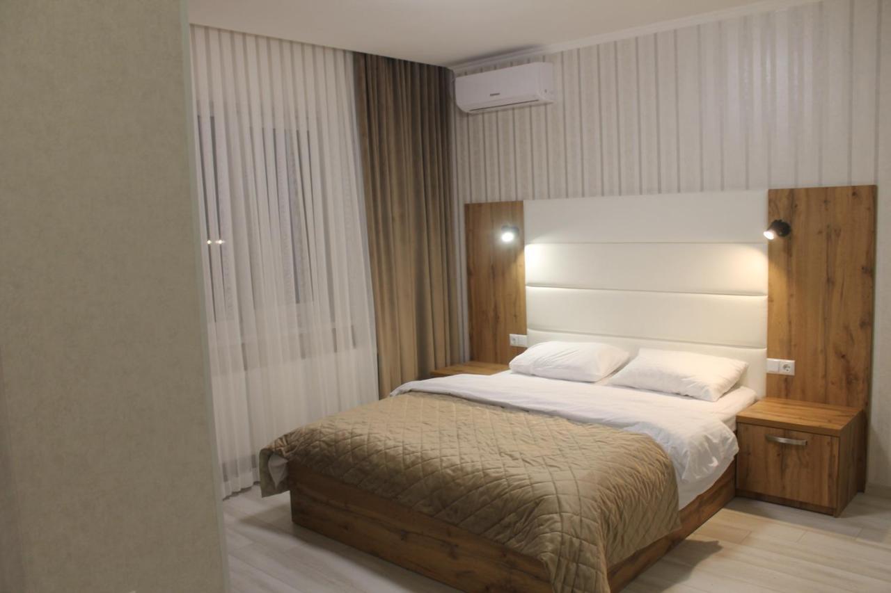 Holiday House Vinnytsia Ngoại thất bức ảnh